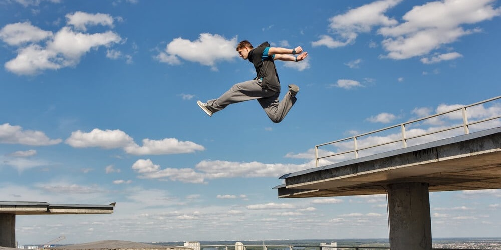 برای یادگیری پارکور از کجا شروع کنیم - دانستنی های ورزشی برای یادگیری پارکور از کجا شروع کنیم