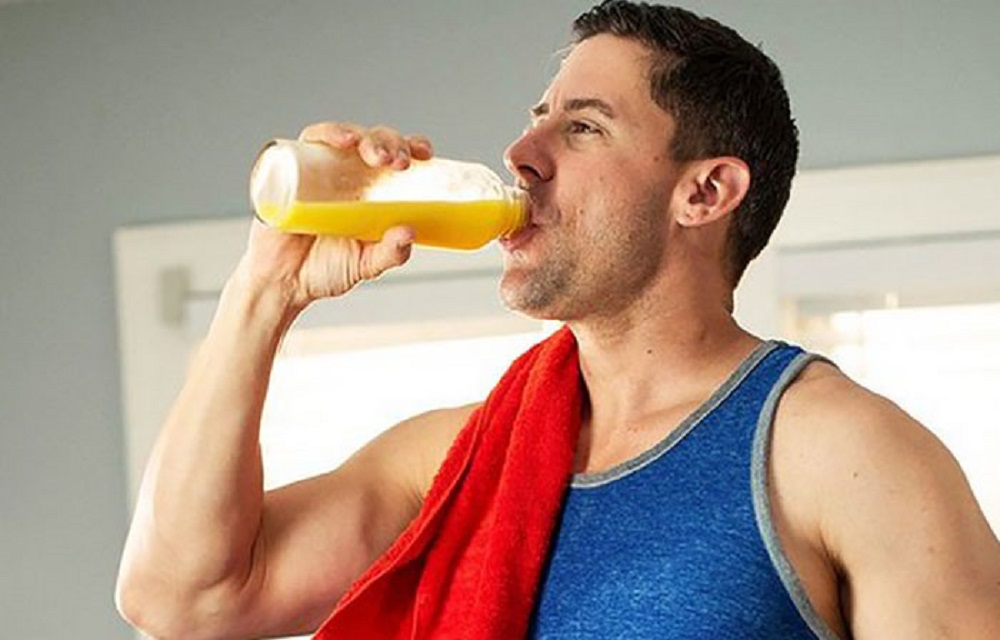 مصرف روزانه آبمیوه مفید است یا مضر؟ - دانستنی های ورزشی مصرف روزانه آبمیوه مفید است یا مضر؟