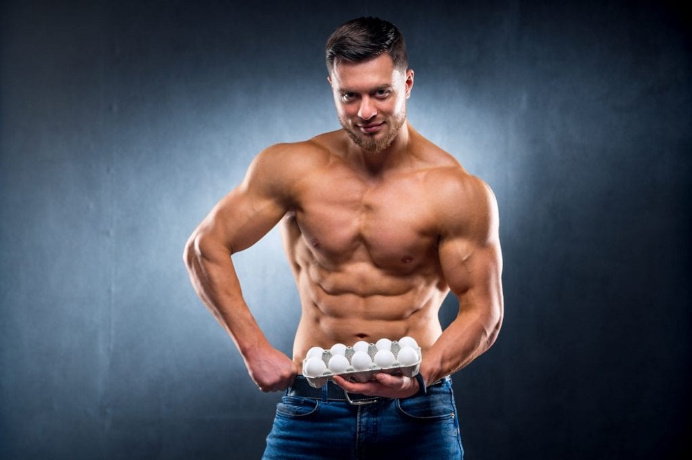 برای بدنسازی سفیده تخم مرغ بخوریم یا زرده تخم مرغ؟ - دانستنی های ورزشی برای بدنسازی سفیده تخم مرغ بخوریم یا زرده تخم مرغ؟