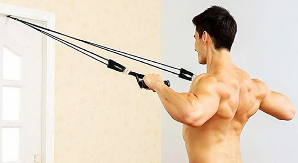 ۱۰ تمرین عضلات پشت با وزن بدن در خانه بدون وسیله - دانستنی های ورزشی ۱۰ تمرین عضلات پشت با وزن بدن در خانه بدون وسیله