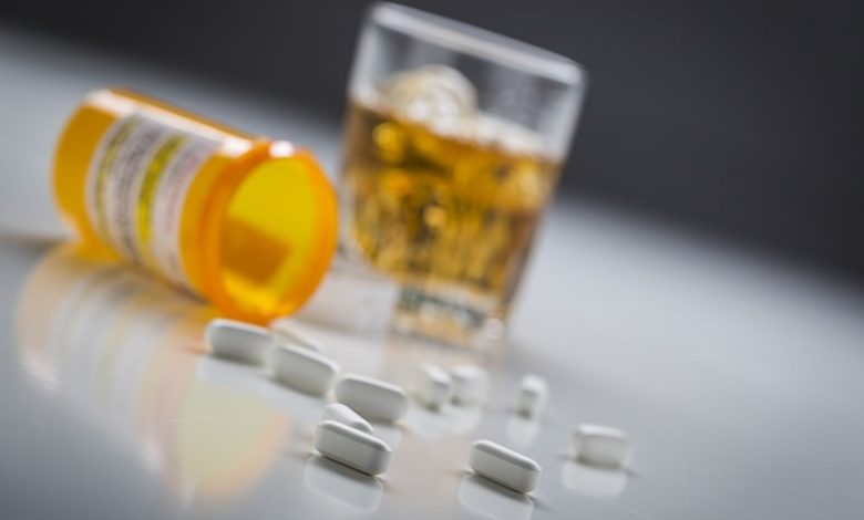 تداخل الکل با داروها؛ مصرف کدام داروها با الکل خطرناک است؟