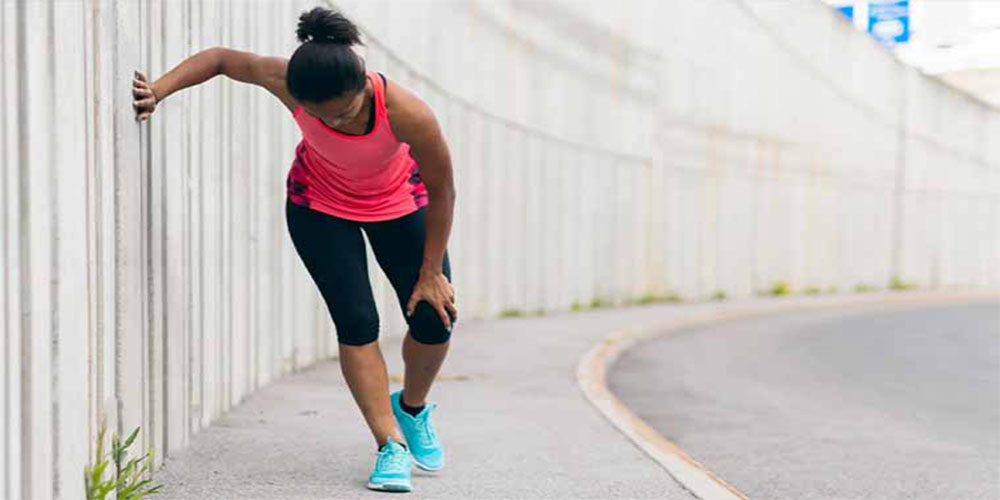 علت قفل شدن زانو چیست؟روش درمان قفل شدگی زانو - دانستنی های ورزشی علت قفل شدن زانو چیست؟روش درمان قفل شدگی زانو