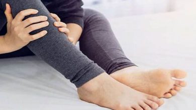 کمبود کدام ویتامین باعث درد ساق پا میشود؟ برای تقویت ساق پا چه بخوریم؟