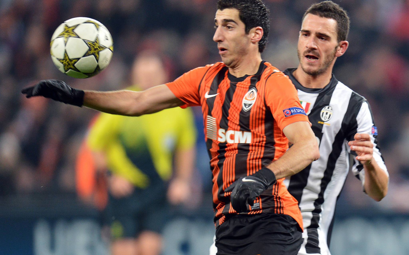 زندگی ورزشی هنریک مخیتاریان