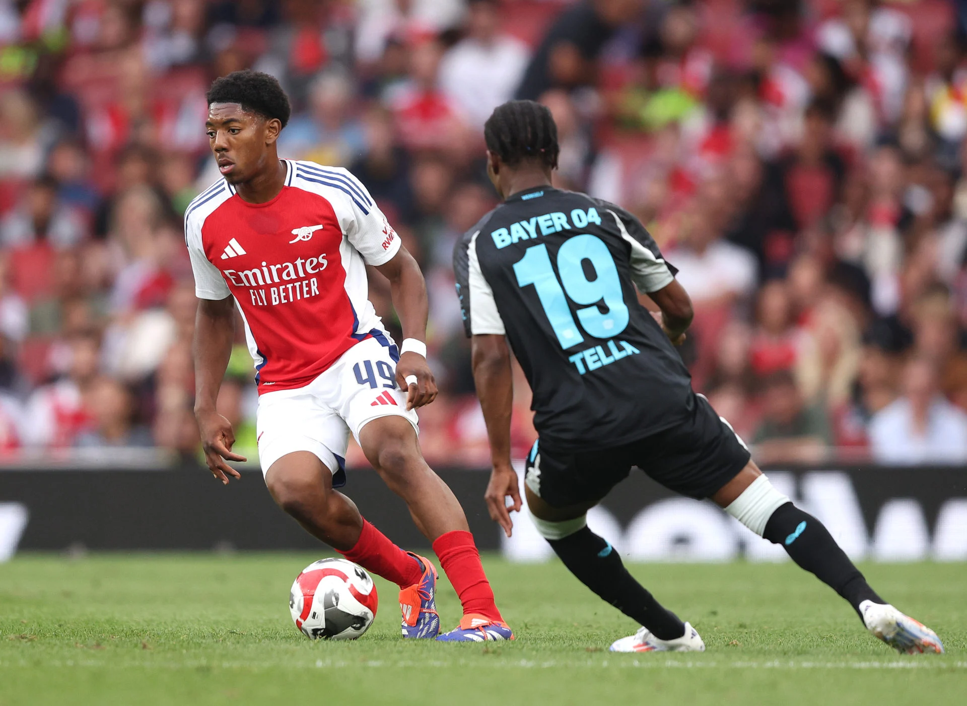 عکس مایلز لویس اسکلی فوتبالیست - دانستنی های ورزشی عکس مایلز لویس اسکلی فوتبالیست