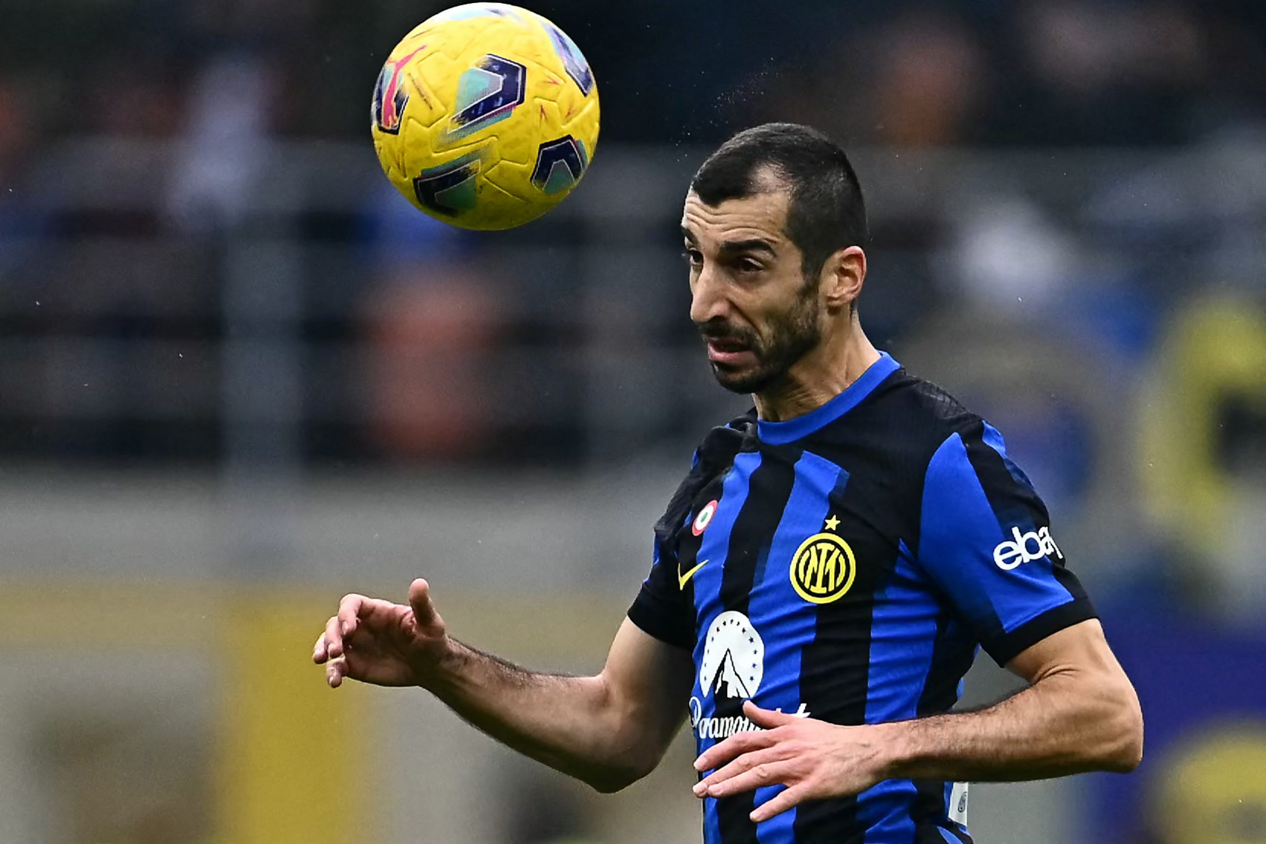 عکس هنریک مخیتاریان فوتبالیست