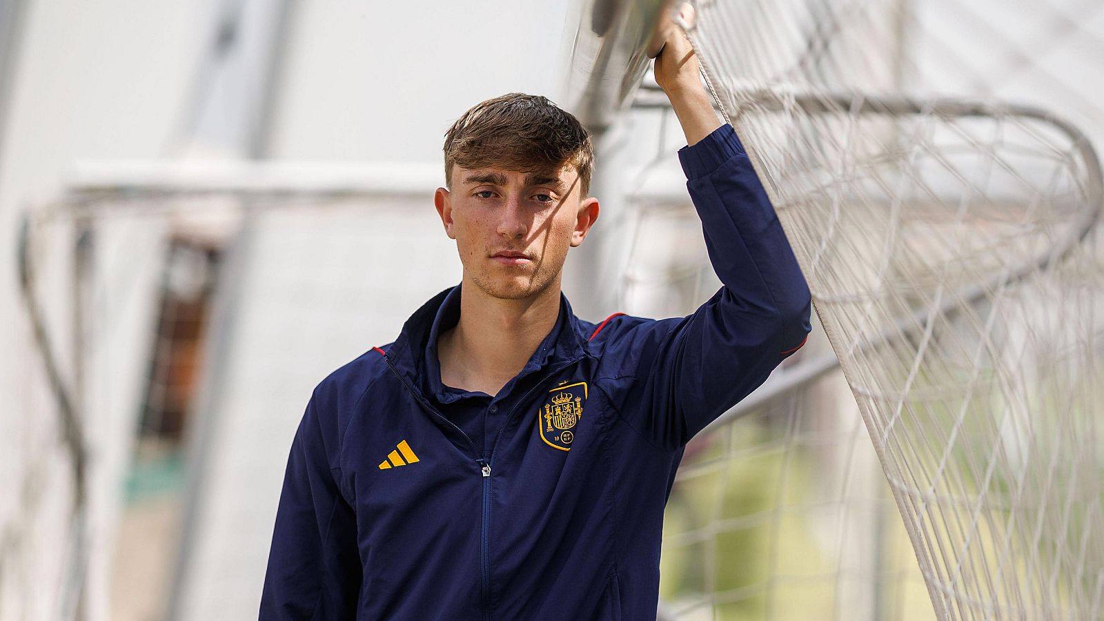 والپیپر دین هویسن