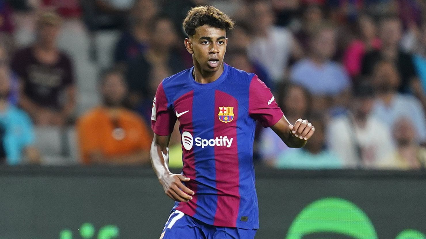 لامین یامال زندگی نامه - دانستنی ها لامین یامال زندگی نامه