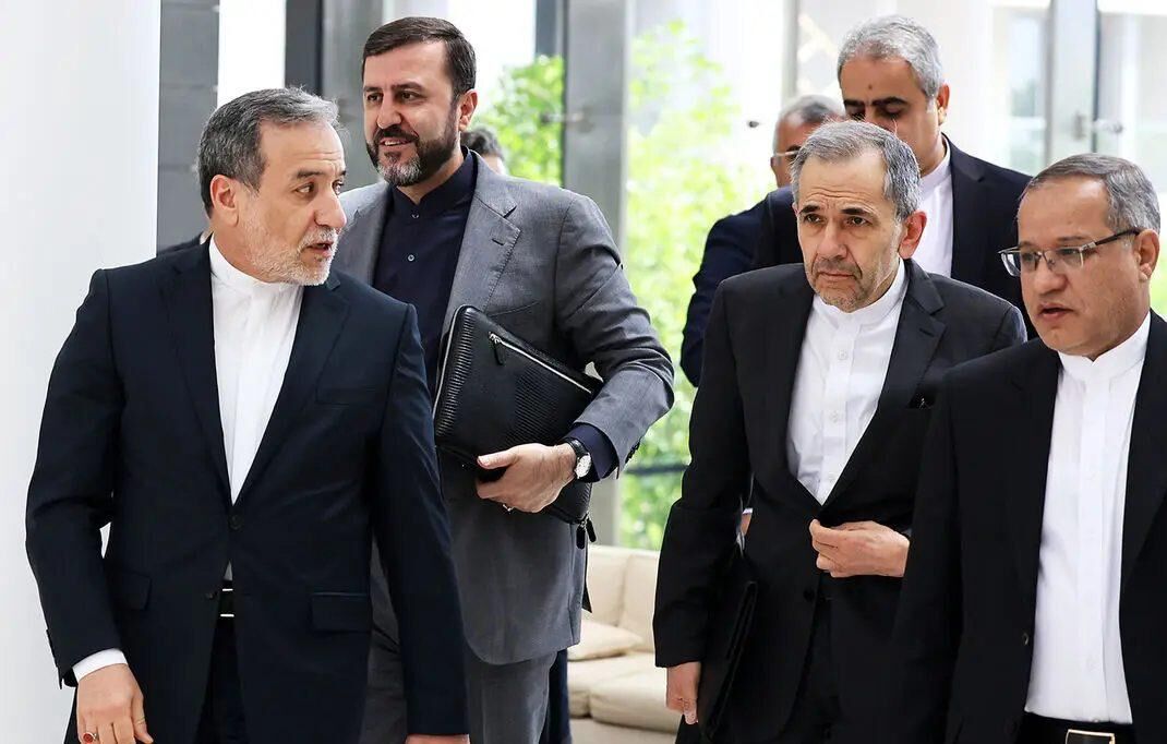 زندگی سیاسی عباس عراقچی