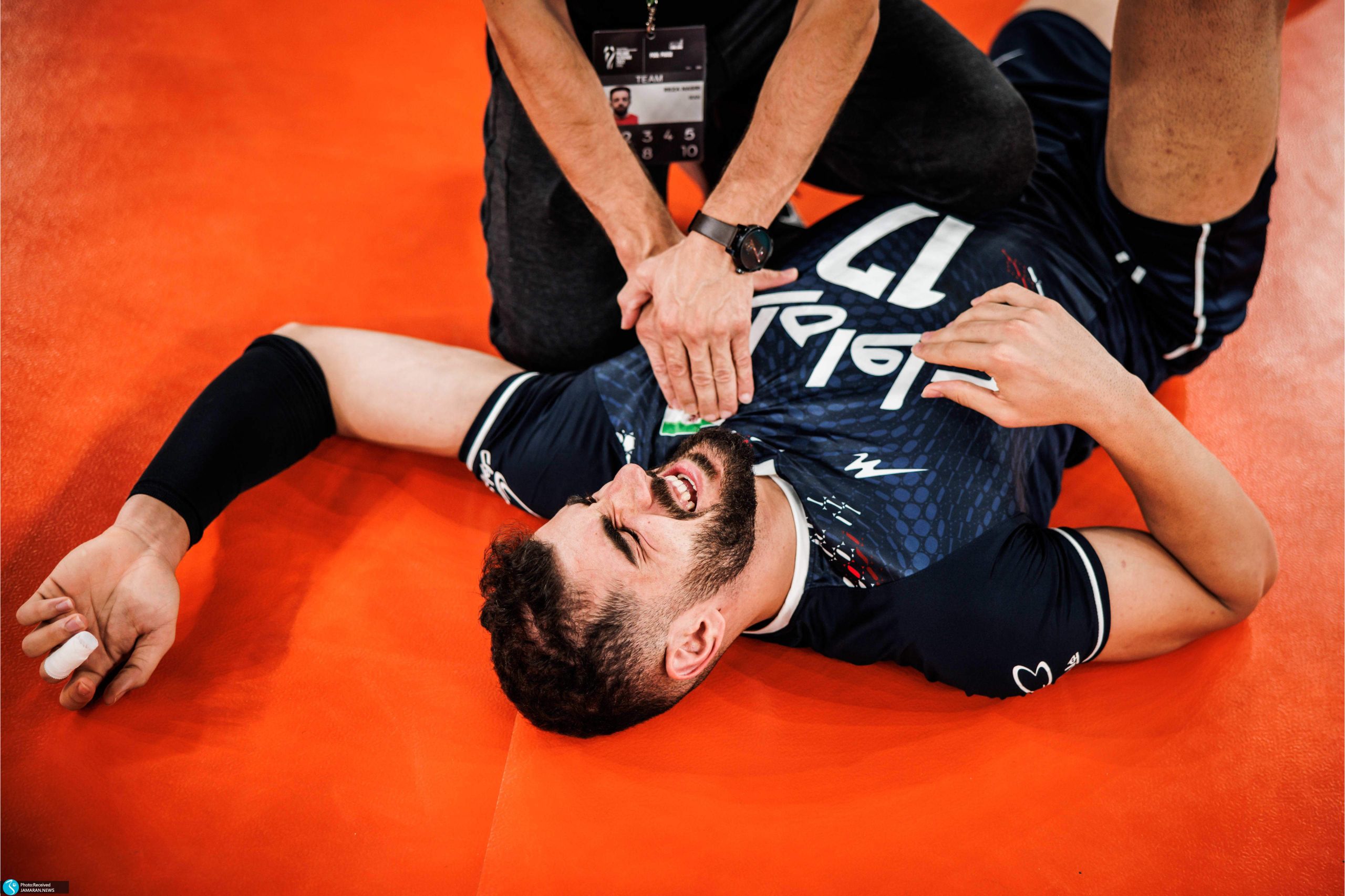 امین اسماعیل‌نژاد مصدوم شد