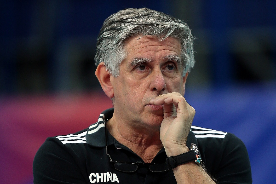 سرمربی تیم ملی والیبال چین - دانستنی ها سرمربی تیم ملی والیبال چین