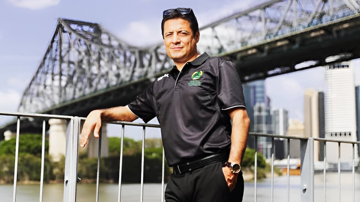 والپیپر علیرضا فغانی - دانستنی ها والپیپر علیرضا فغانی