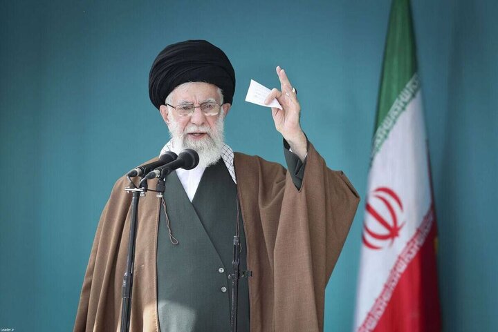 تحصیلات حوزوی سید علی خامنه‌ای