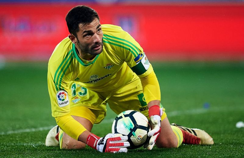 آنتونیو آدان دروازه‌بان