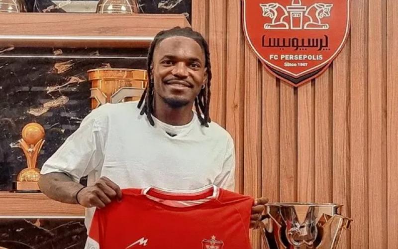 تیوی بیفوما از سوی فیفا محروم شد