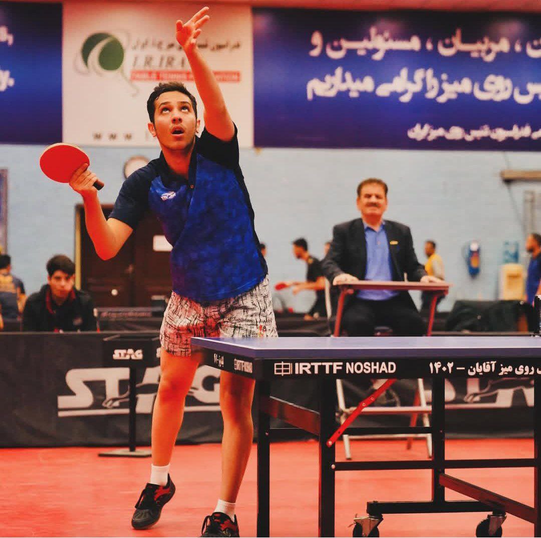 مبین علیپور بازیکن تنیس