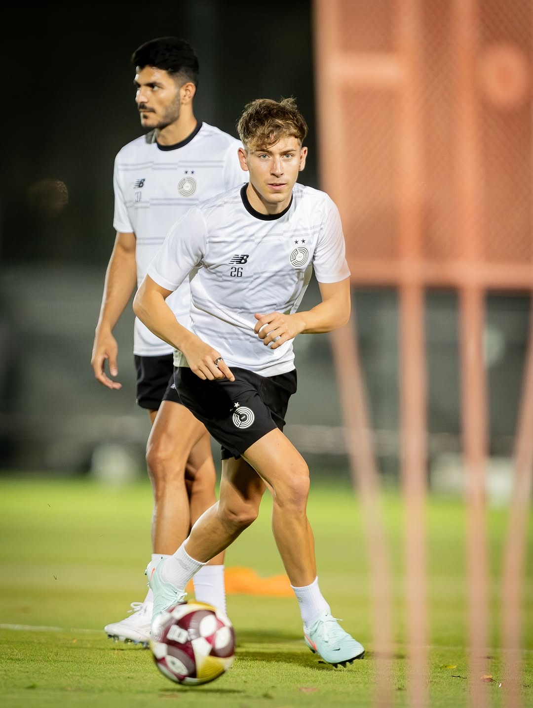 پائو پریم ویژگی