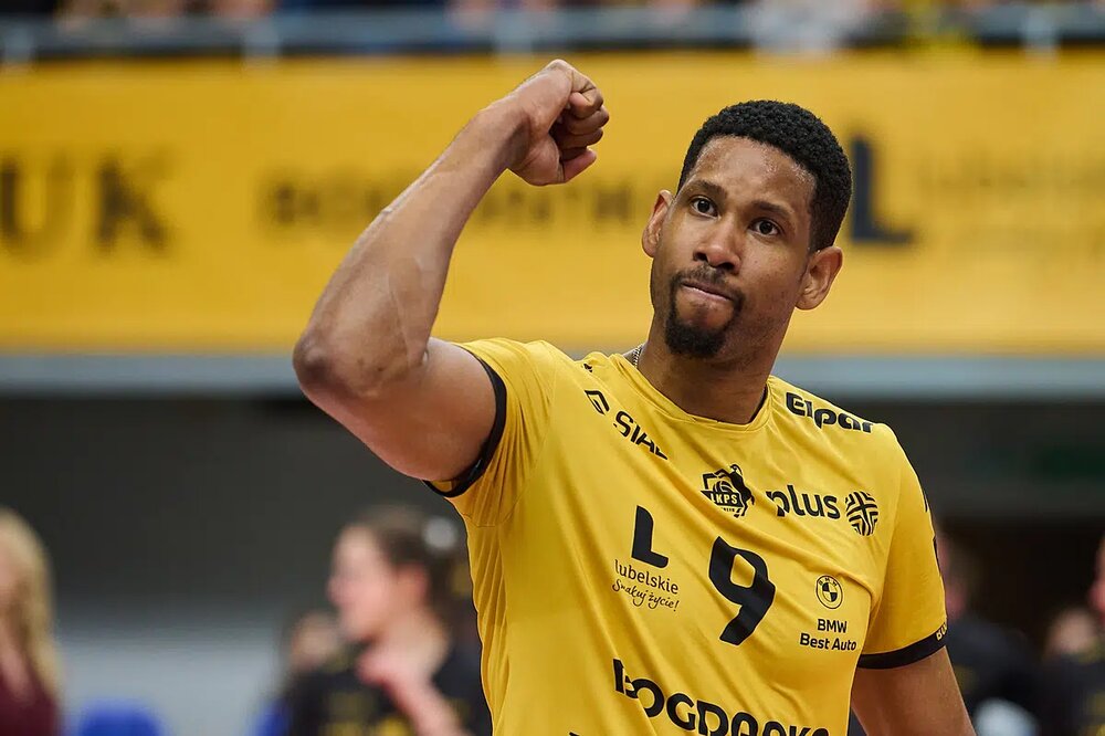 پست ویلفردو لئون