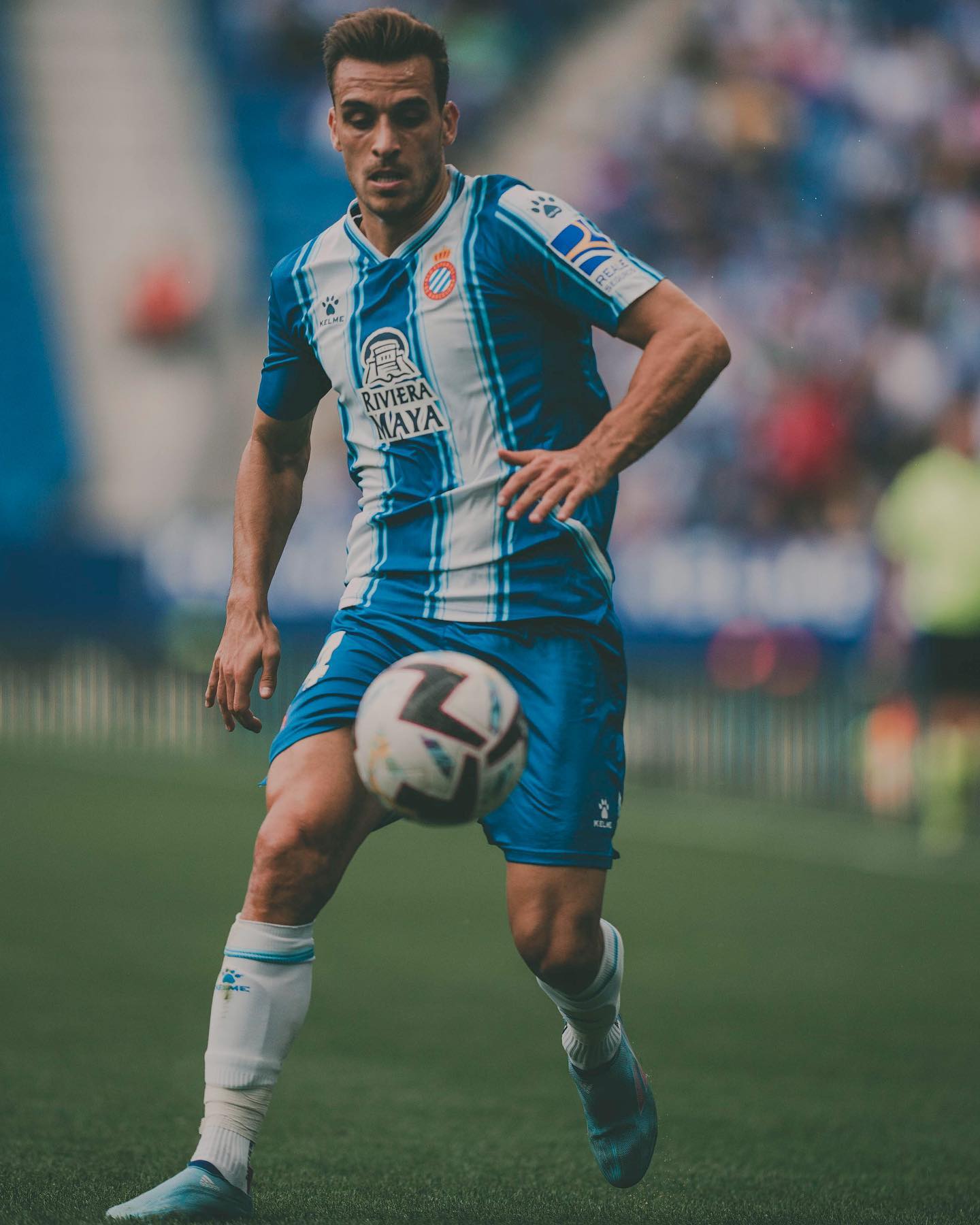 عکس برایان اولیوان فوتبال