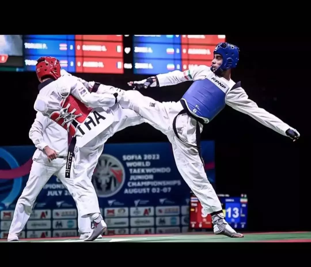 ابوالفضل زندی والپیپر