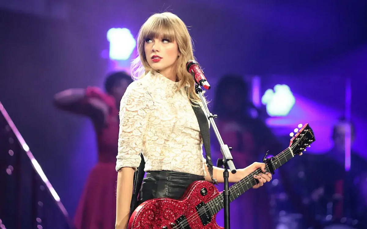 خوانندگی تیلور سوئیفت