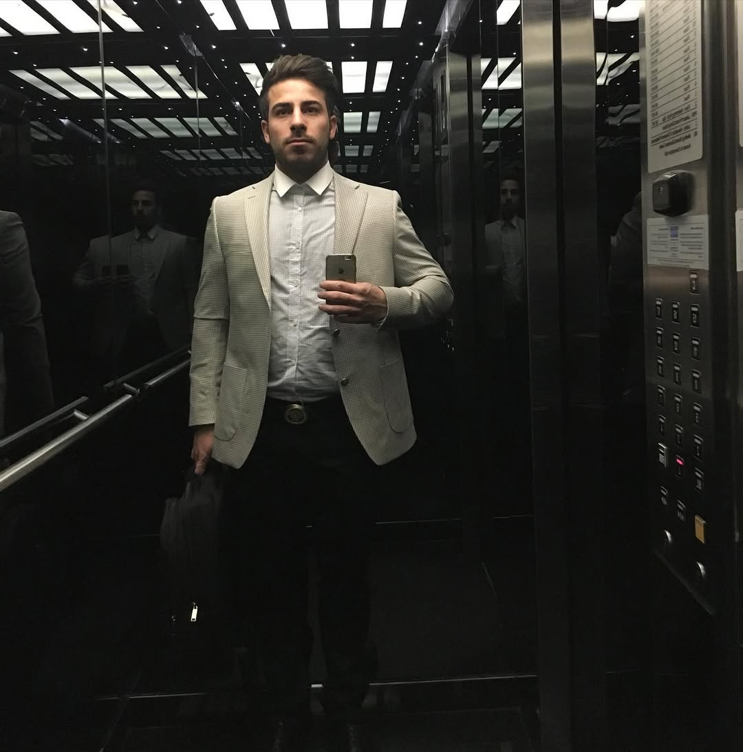 عکس پروفایل کیانوش رستمی