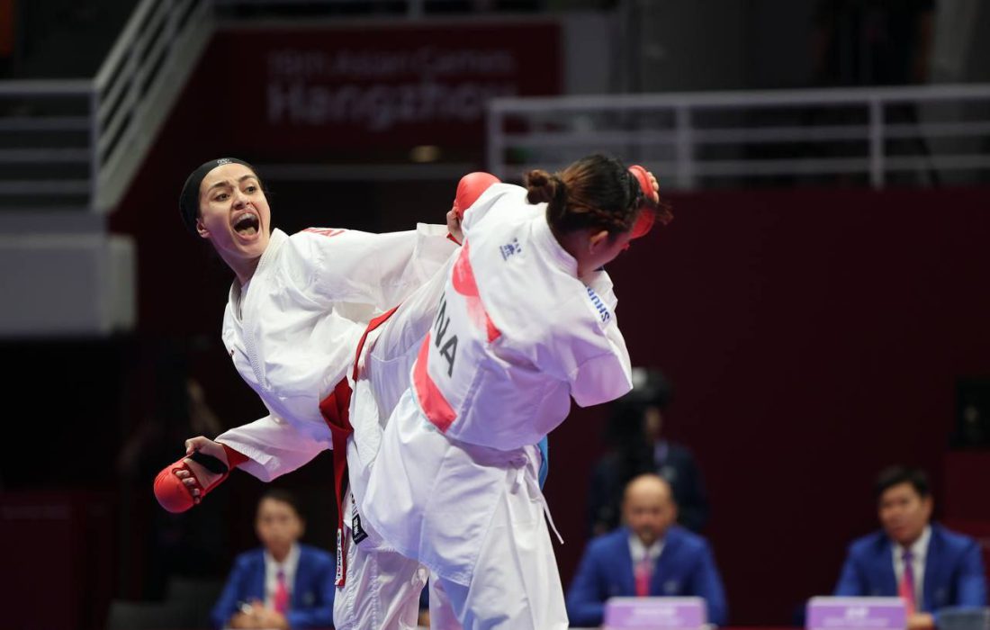 نمایش درخشان مبینا حیدری در پاریس نمایش درخشان مبینا حیدری در پاریس