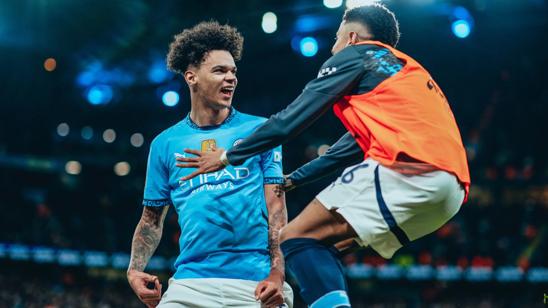 والپیپر نیکو اوریلی