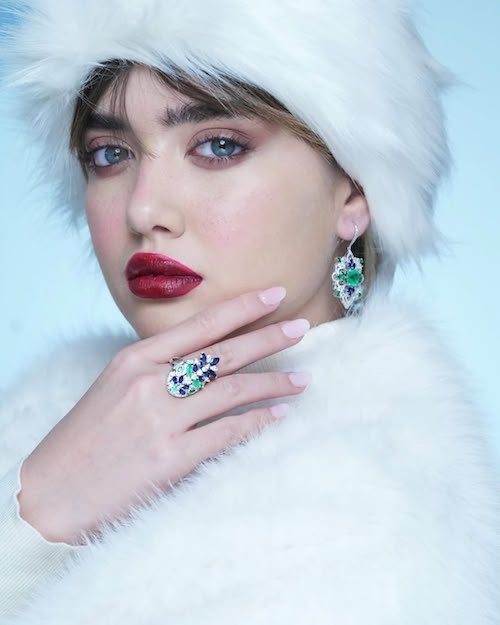 عکس پروفایل نگین حق دوست