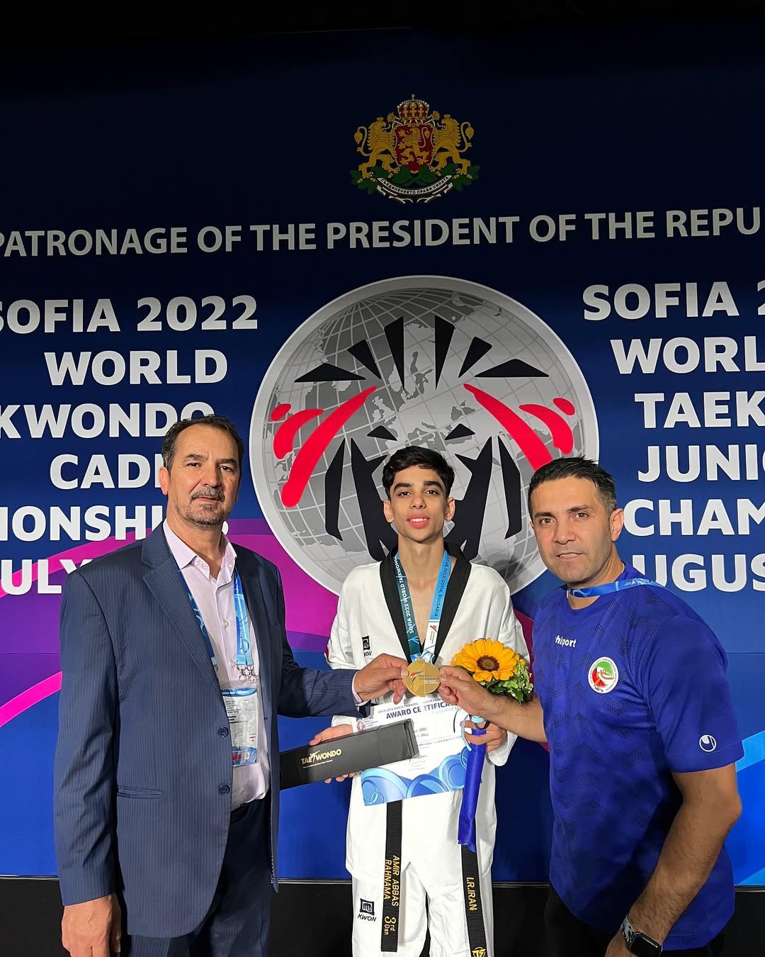 والپیپر ابوالفضل زندی برای کامپیوتر