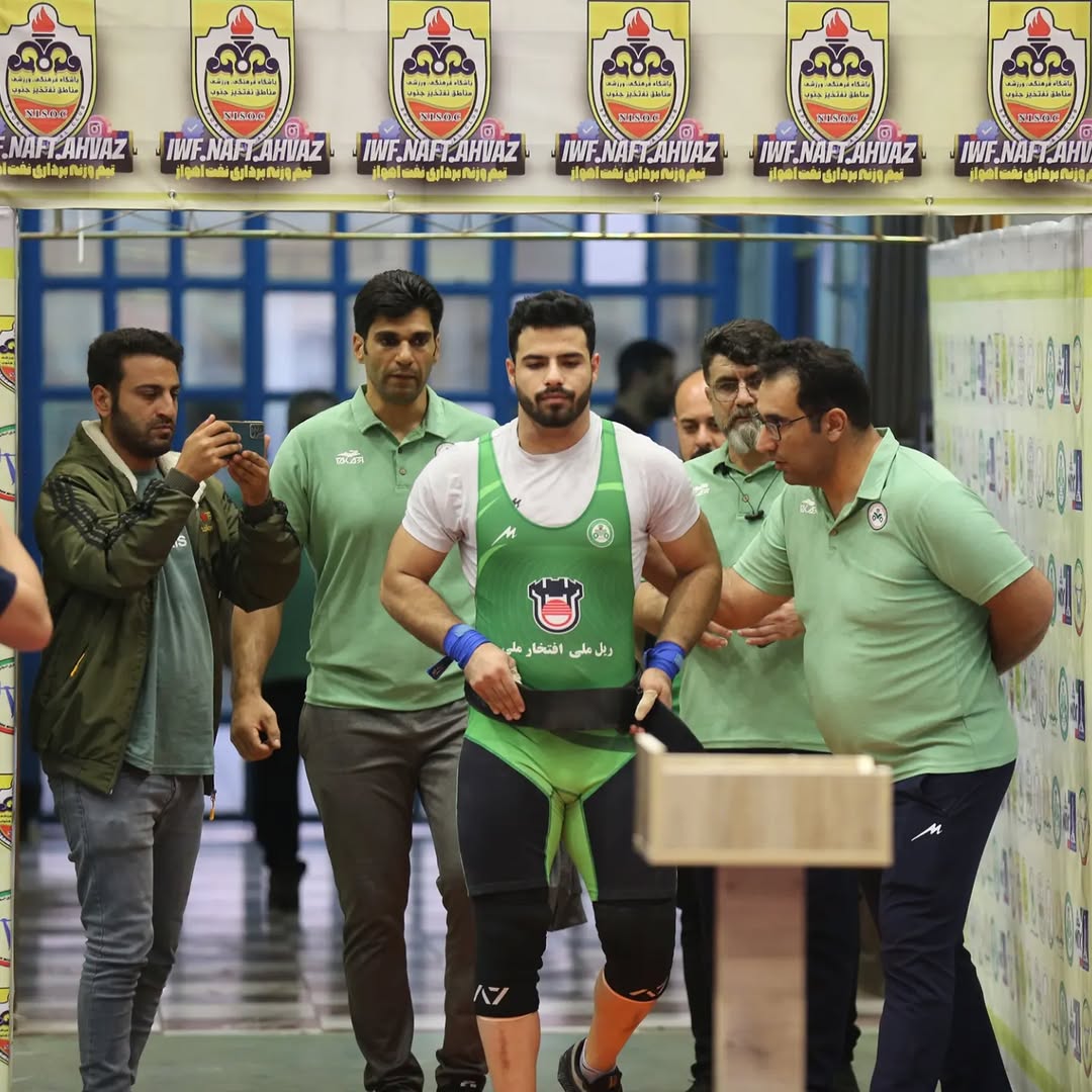 تمرینات وزنه برداری علی رضا معینی