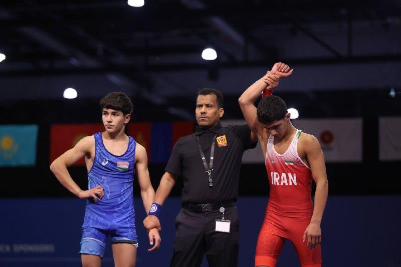 مدال نقره کشتی آزاد برای ایران مدال نقره کشتی آزاد برای ایران