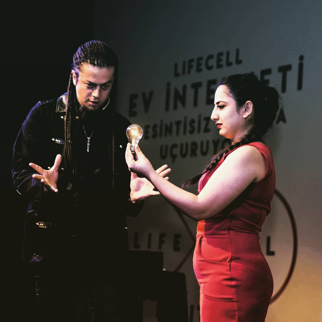 عکس عارف غفوری شعبده باز ارومیه ای عکس عارف غفوری شعبده باز ارومیه ای