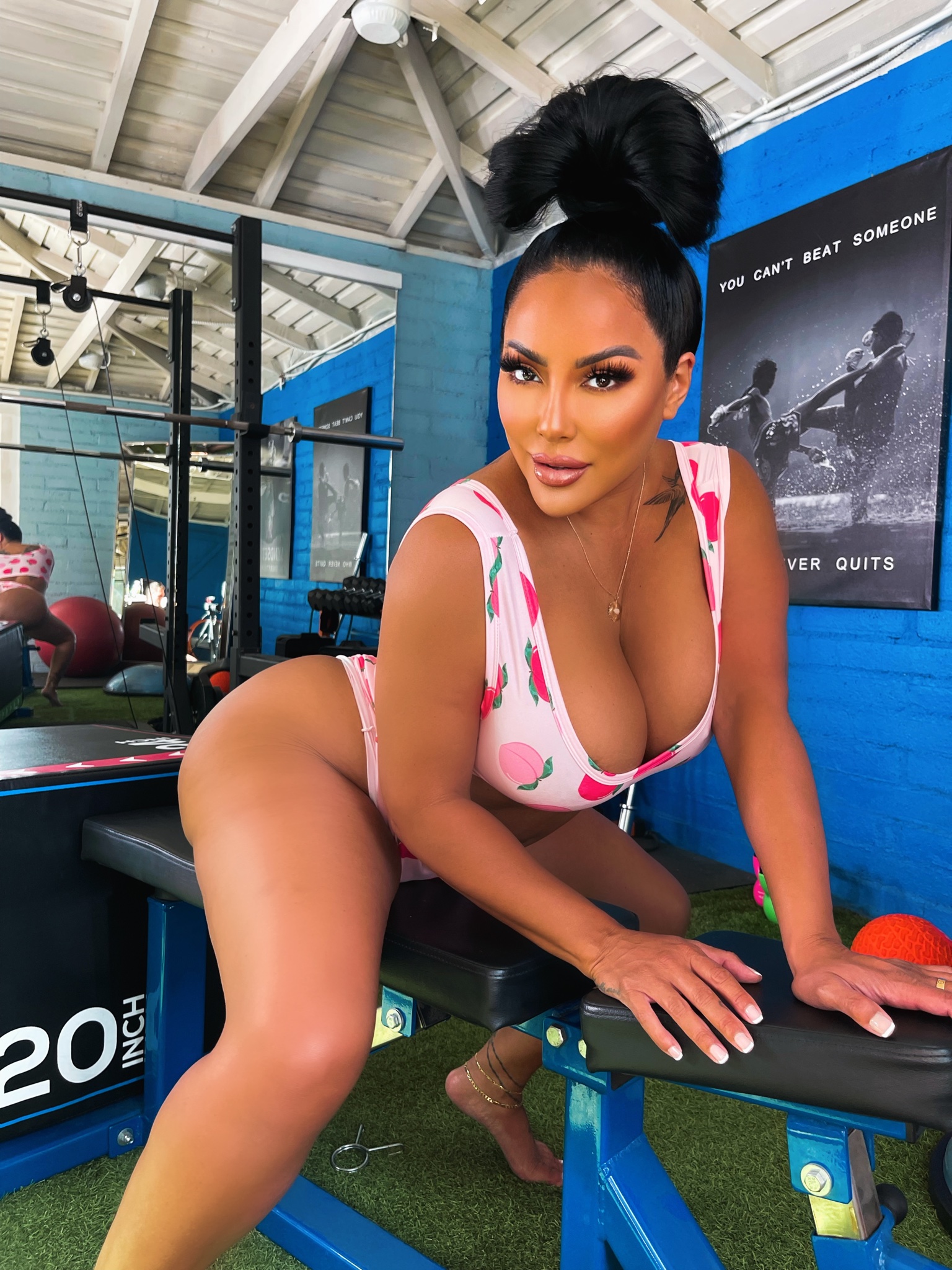 عکس لخت کیارا میا عکس لخت کیارا میا