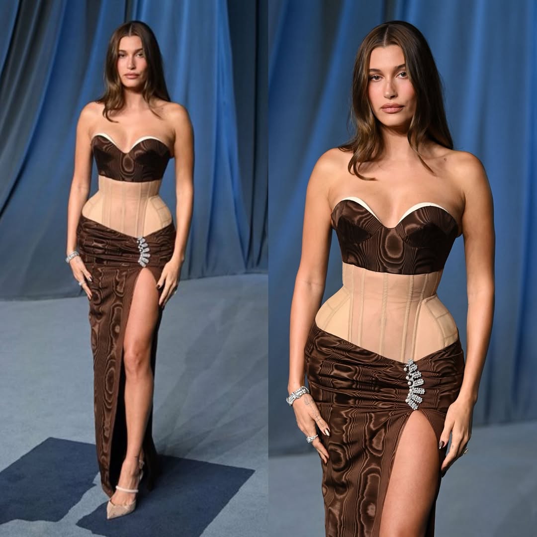 استایل جذاب هیلی در فرش قرمز استایل جذاب هیلی در فرش قرمز