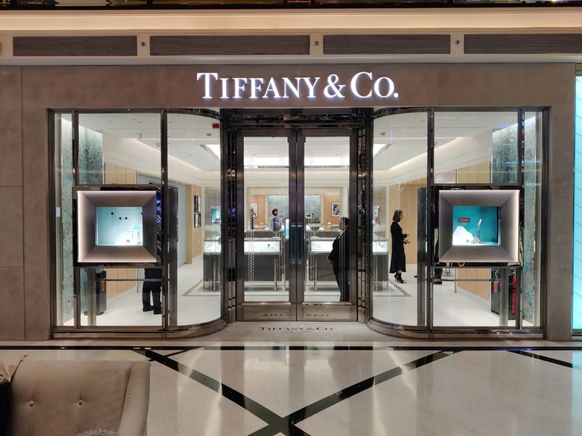 Tiffany & Co. (تیفانی اند کو) – ایالات متحده آمریکا