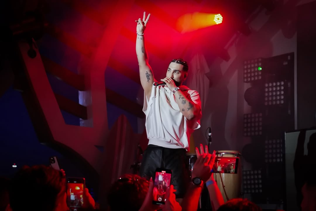 عکس تهی برای موبایل