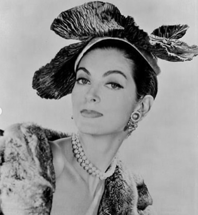 عکس جوانی کارمن دلیور فیچه