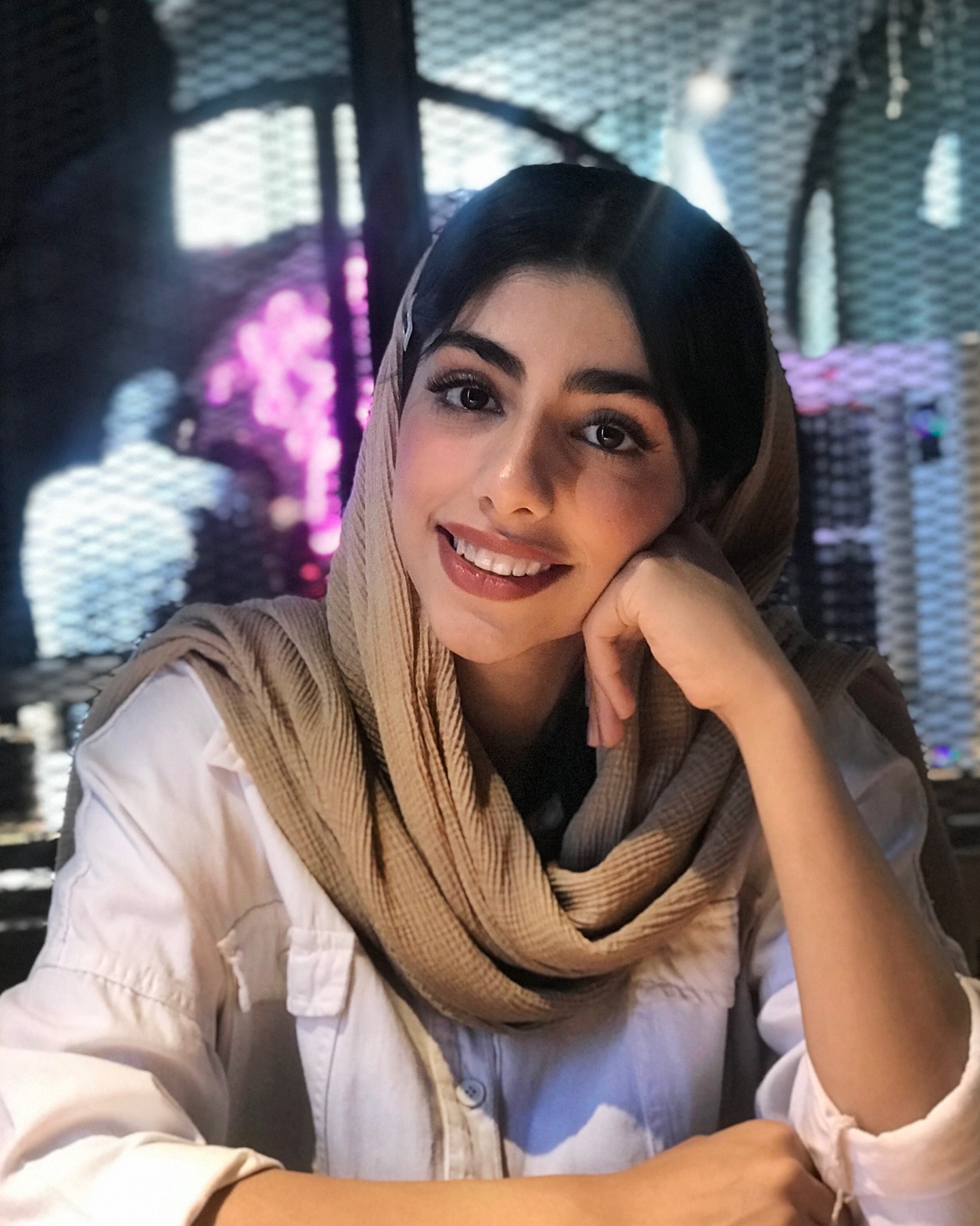 عکس جدید مهلا مومن زاده