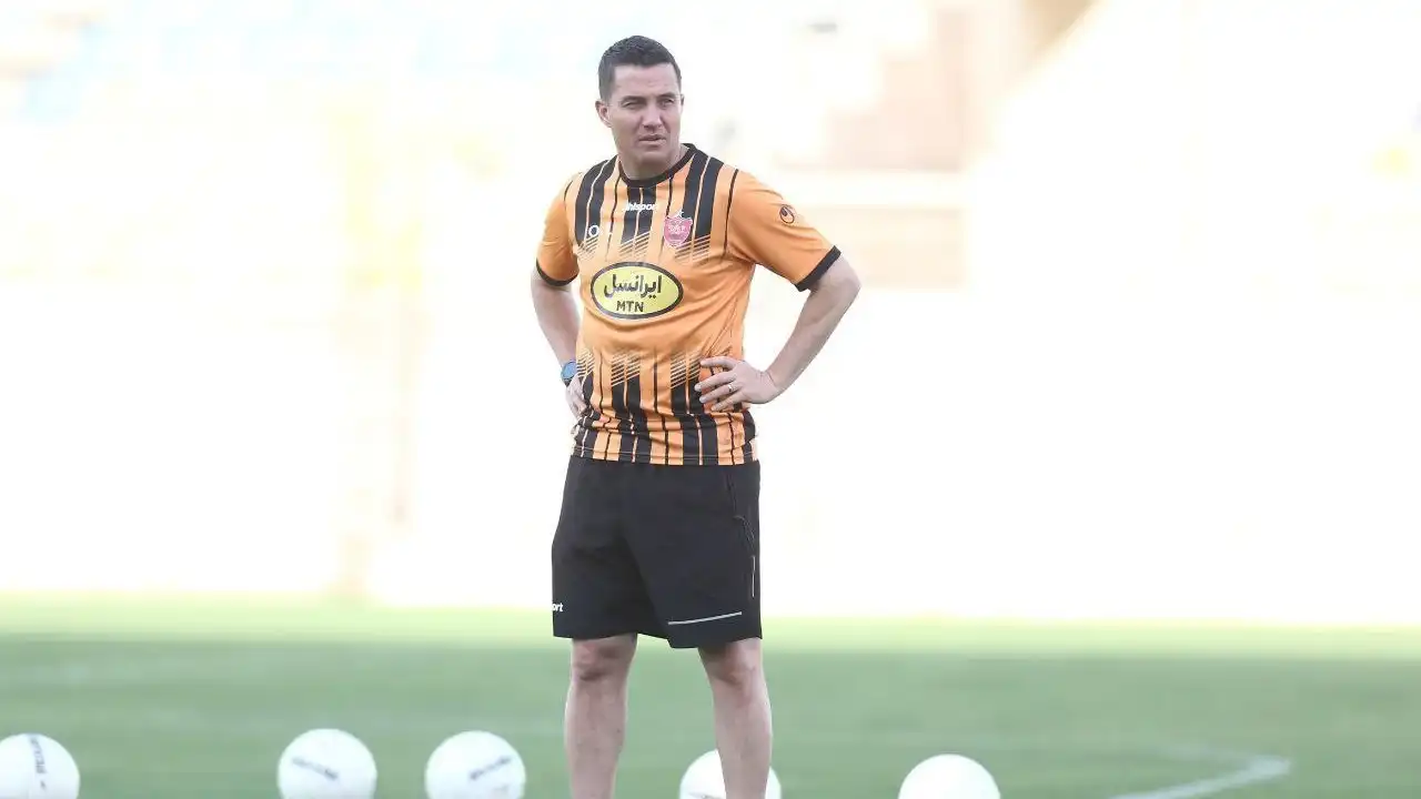 عکس اوسمار ویرا مربی پرسپولیس