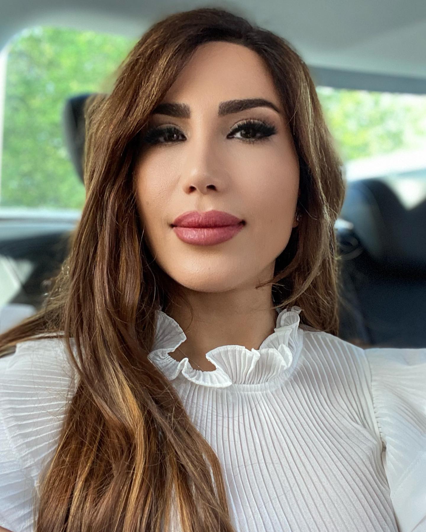 عکس پروفایل سپیده کرامتی