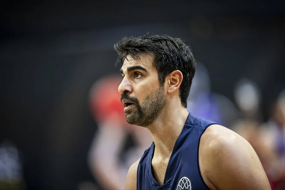 والپیپر ارسلان کاظمی فوتبالی 2025 والپیپر ارسلان کاظمی فوتبالی 2025