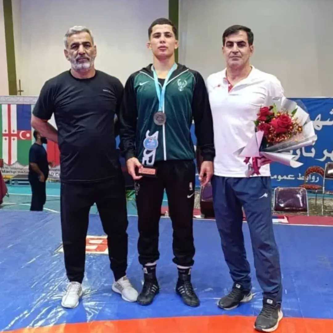 برنز کشتی آزاد برای هاشمی