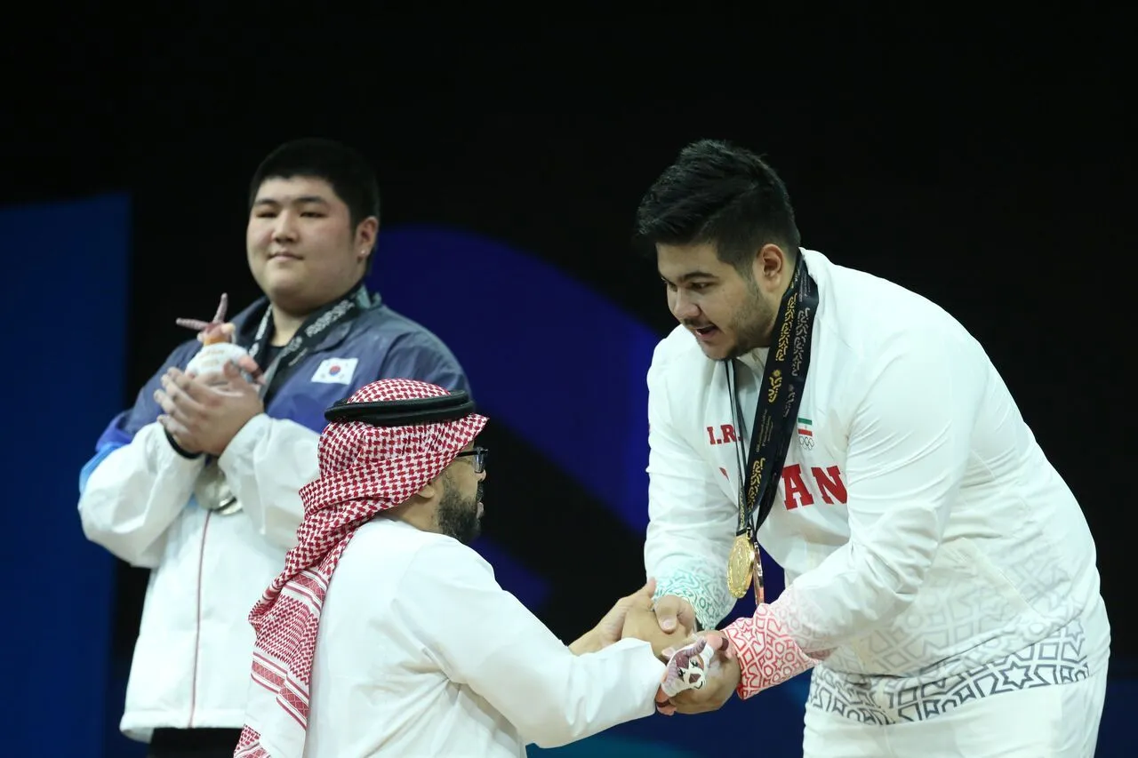 ملیت حسین یزدانی وزنه بردار