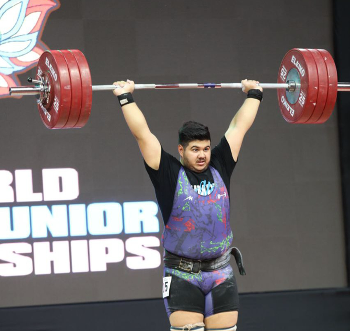 عکس حسین یزدانی برای موبایل