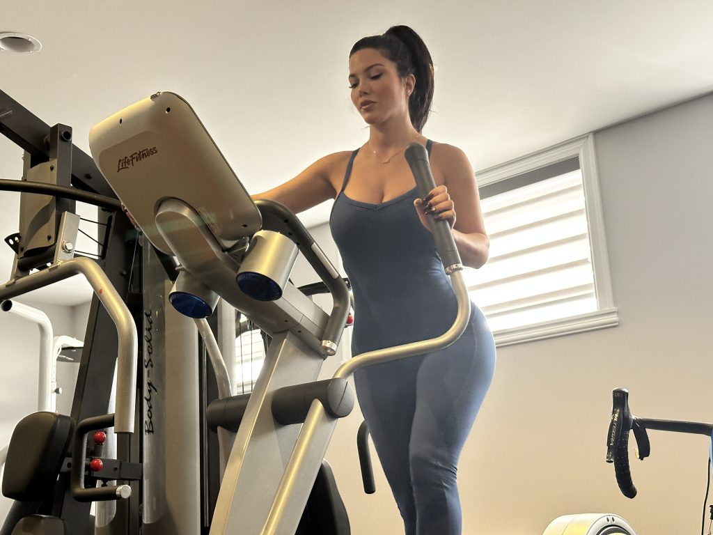 هانا مهرگان اهل کجاست