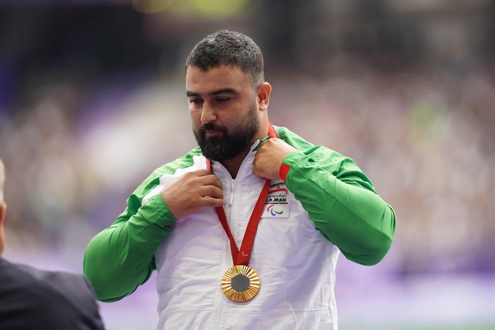 طلای بازی‌های اسلامی برای خسروی