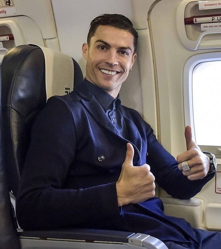 رونالدو و جت شخصی فوق لوکسش رونالدو و جت شخصی فوق لوکسش