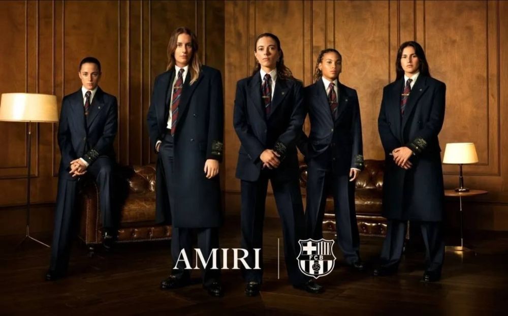 برند AMIRI برند AMIRI