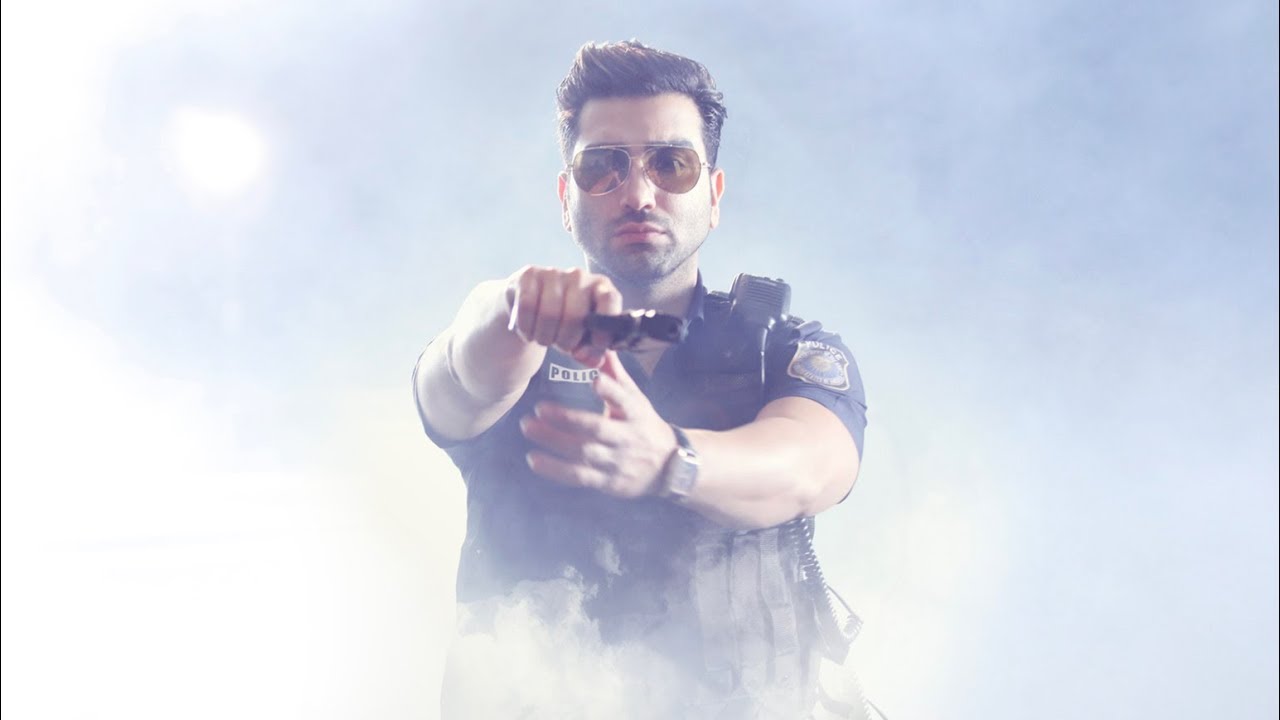 مال من معروف‌ترین آهنگ حسین تهی